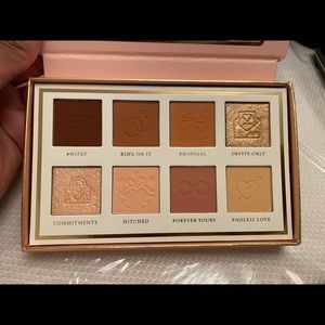 Plouise Love Tapes Eyeshadow Palette